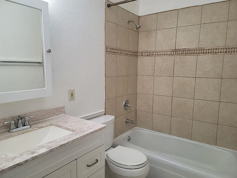2308 Barton Village Cir #102 — Photo 11