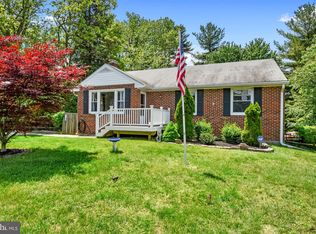 5804 Mineral Hill Rd, Sykesville, MD 21784