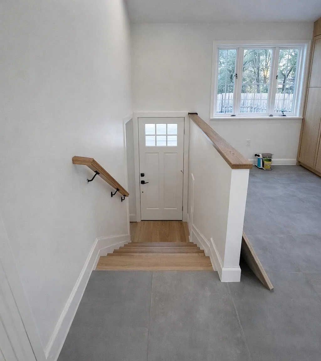 6 bed, 4.5 bath, 2541 sqft, $8,500 — Photo 4