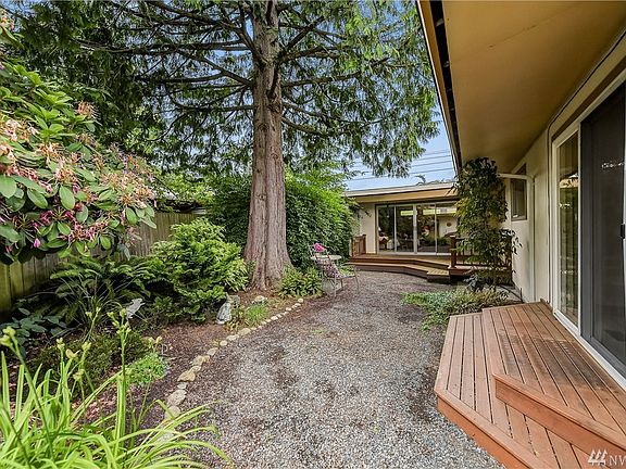 3rd image of 533 N 200th St