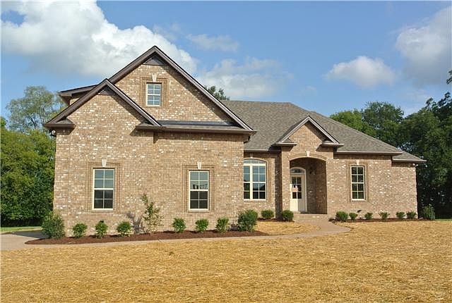 1st image of 328 Ironwood Dr