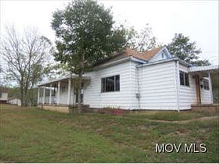 2nd image of 113 Pine Dr
