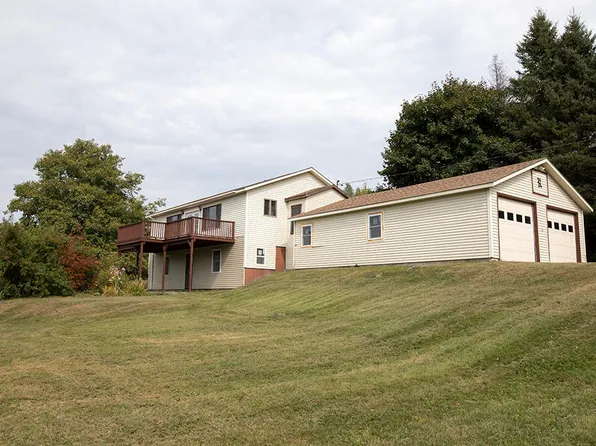 14 Smith Road, Lincoln, ME 04457
