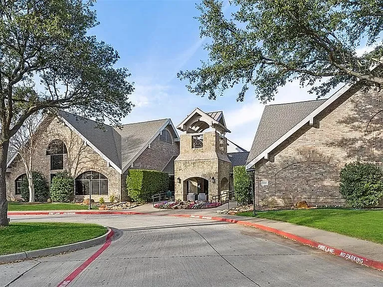 4225 Bonita Dr — Photo 25