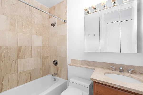 Sold by Sotheby's International Realty | media 5