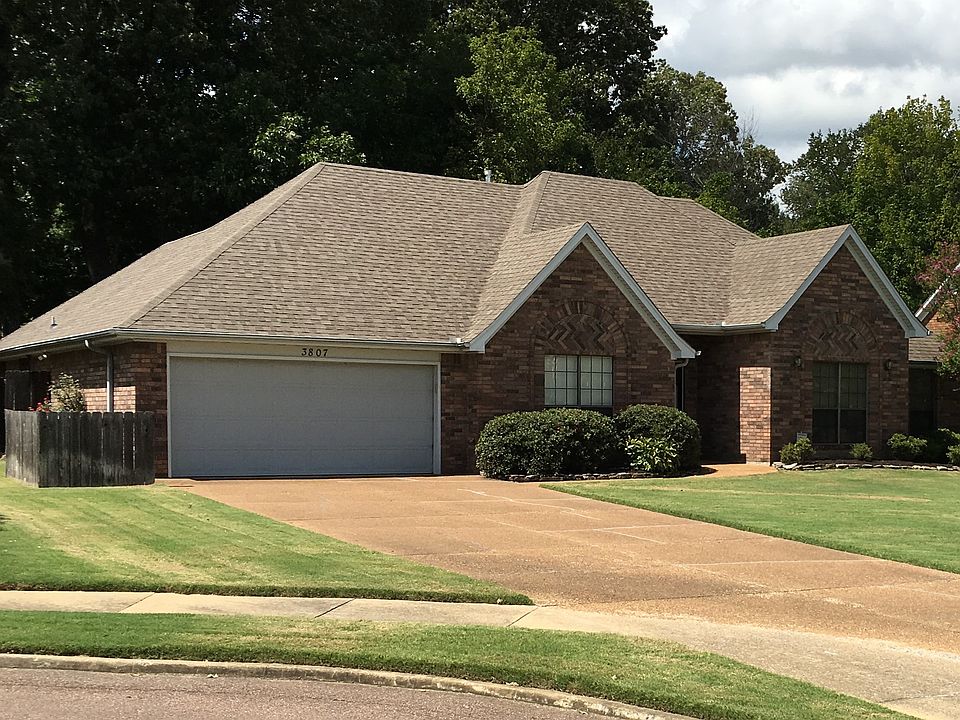 2nd image of 3807 Russell Hurst Dr W