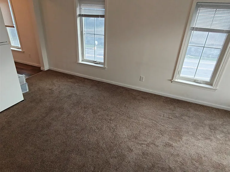 145 Floral Ave #4 — Photo 7