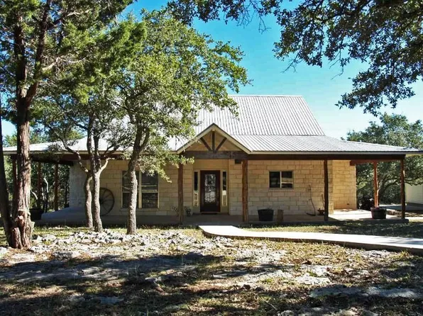 1020 Skyline Vis, Wimberley, TX 78676