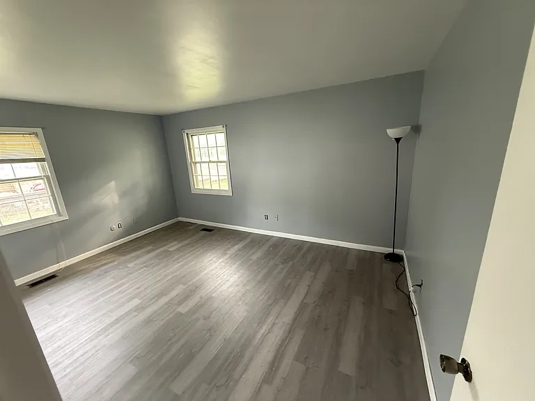 19 Edge Ln — Photo 9