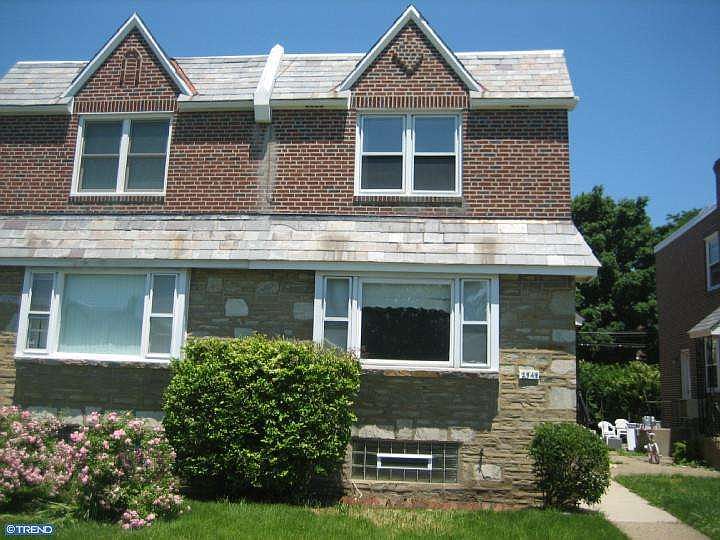 2nd image of 2343 Ripley St