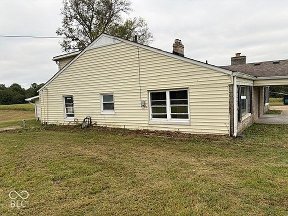 4th image of 2323 State Road 252