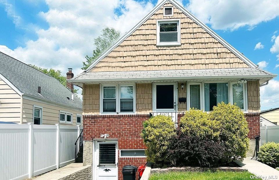 594 Fenworth Blvd Franklin Square, NY, 11010 Apartments for Rent Zillow