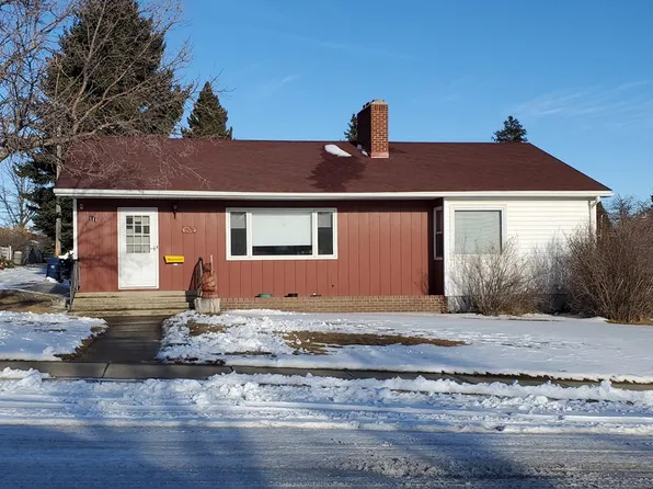 111 13th Ave S, Lewistown, MT 59457