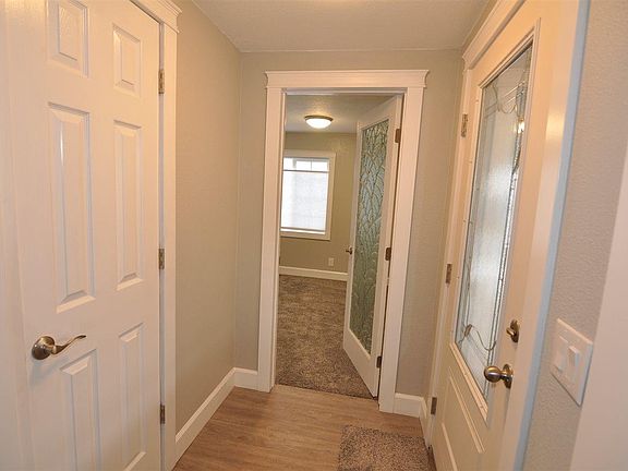 3rd image of 2021 Mahan Ave Space L7