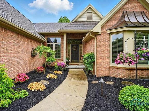 3rd image of 8107 English Garden Ct