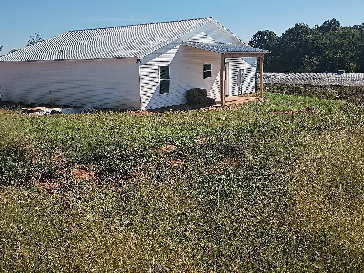 3 bed, 1600 sqft, $2,000 — Photo 2