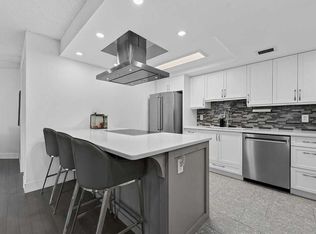 1304 15th Ave SW #230, Calgary, AB T3C 0X7