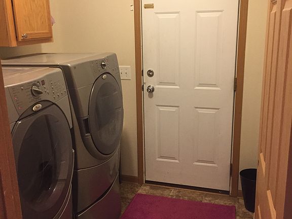 3rd image of 745 Brickyard Dr