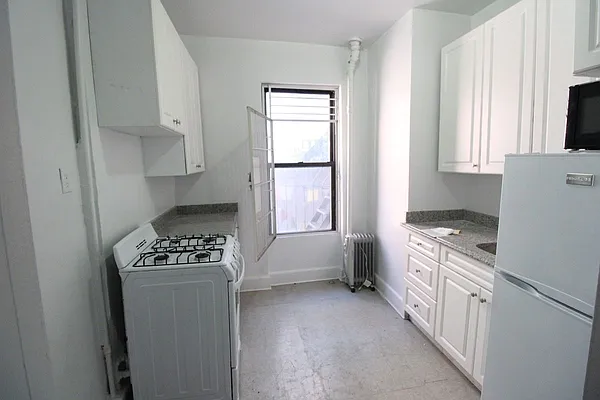 Rented by Luxor Homes & Investment Realty | media 16