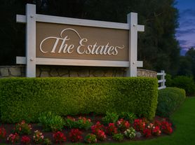 3604 W Estates Ln
