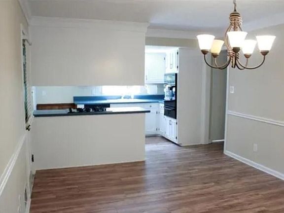 3rd image of 2813 Williams Pl