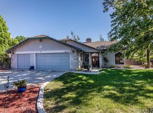 206 Warbler Ct, Paso Robles, CA 93446