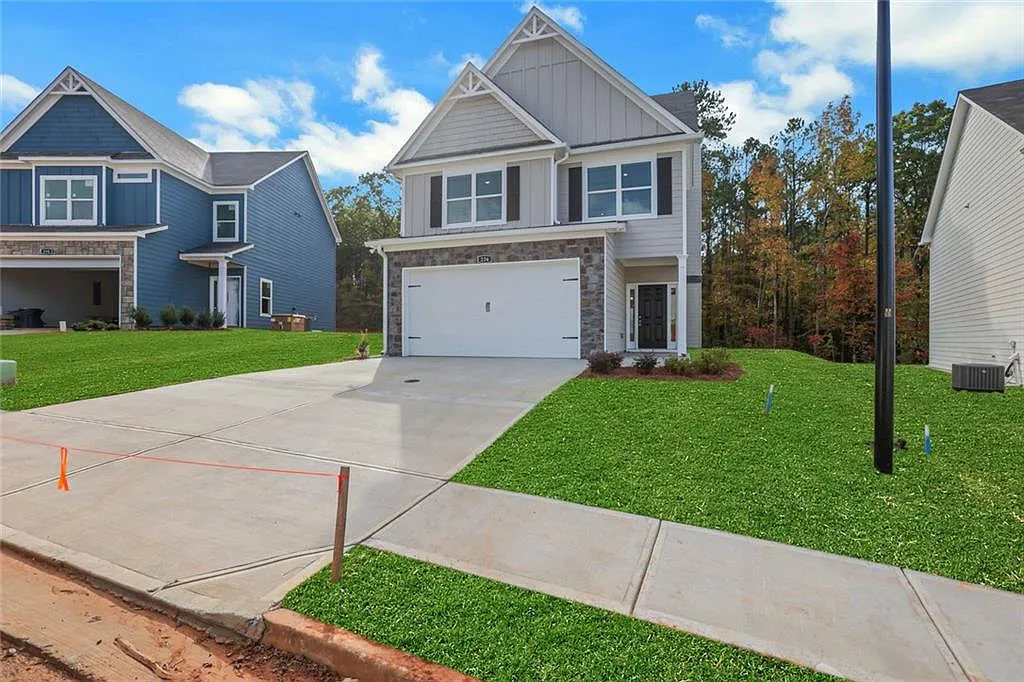 4 bed, 2.5 bath, 1727 sqft, $2,200 — Photo 1