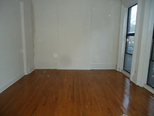 Rented by Hakeem Shahid, LREB | media 2