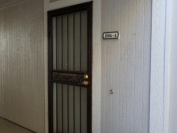 3rd image of 2604 Sunny Slope Dr APT 4