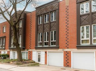 1347 S Plymouth Ct, Chicago, IL 60605
