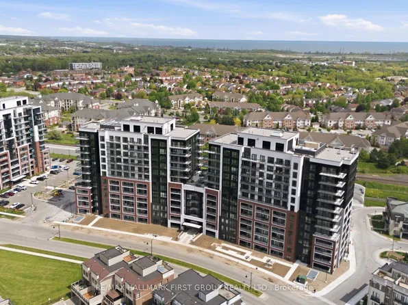 51 Clarington Blvd #902, Clarington, ON L1C 0H6