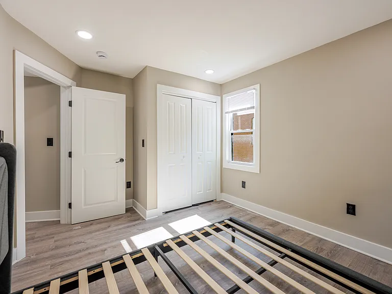 4523 Dix St NE — Photo 24