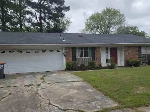 17 Mockingbird Ln, Pine Bluff, AR 71603