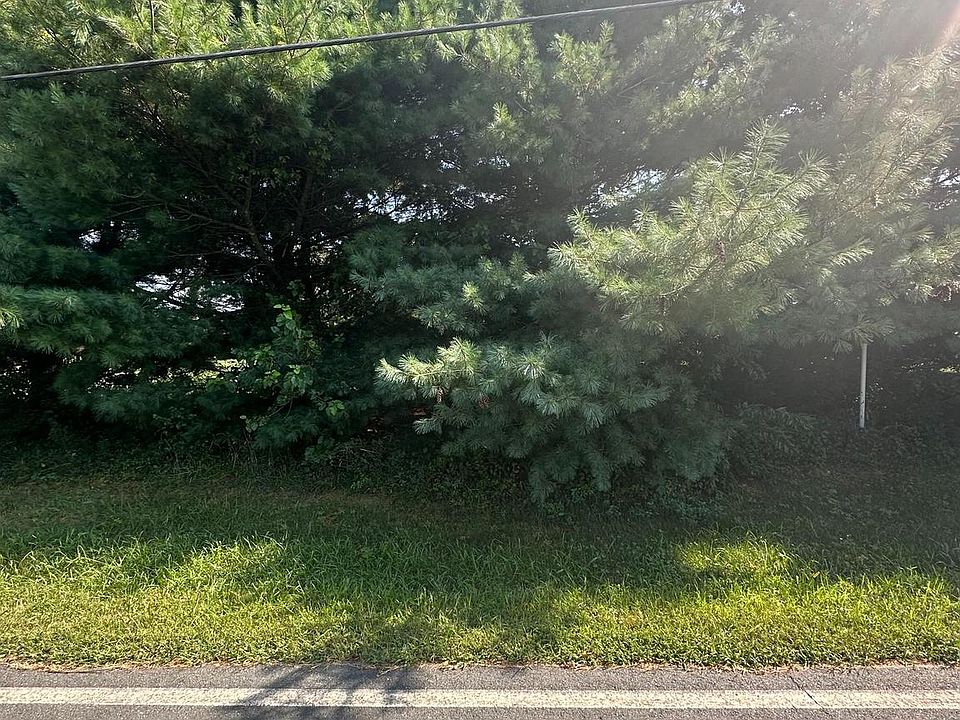 2nd image of 26857 Pemberton Dr