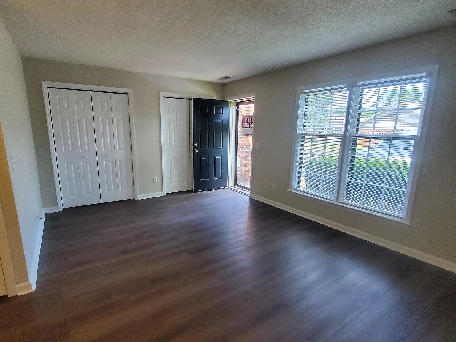 1 bed, 649 sqft, $1,200 — Photo 4