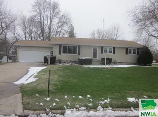 529 W Arthur St, Laurens, IA 50554