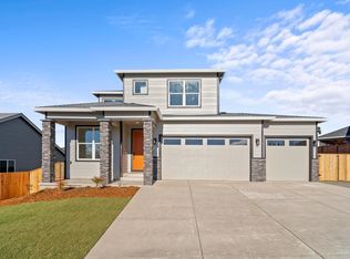 1232 Stonegate Dr #460, Eagle Pt, OR 97524