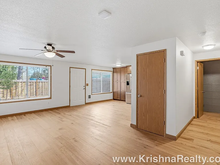 14600 SE 7th Way — Photo 2