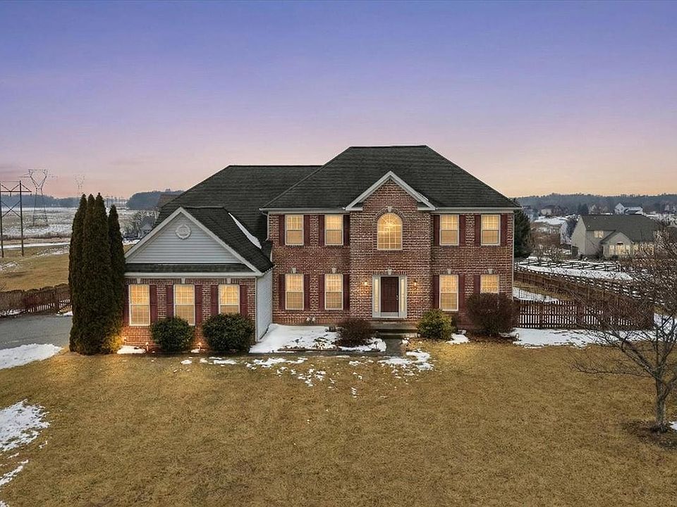 693 Spruce Hill Way, Charles Town, WV 25414 | Zillow
