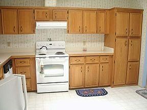 5th image of 221 Malaysia Island Ln