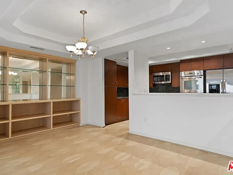 11690 Montana Ave #103 — Photo 5