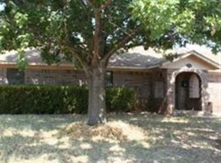 5050 Lindale Dr, Wichita Falls, TX 76310