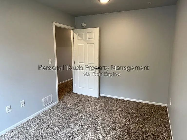 808 7th Ave S #6 — Photo 14