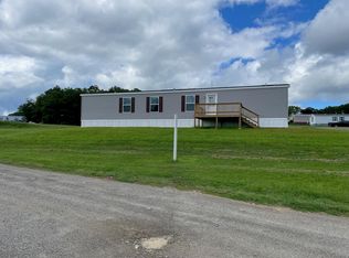 26 Daniel Dr, Belfast, ME 04915