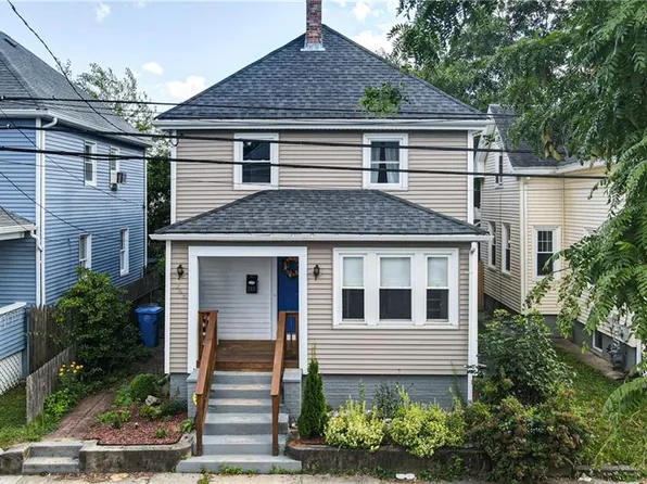 268 Northup St, Cranston, RI 02905