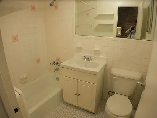Rented by Metropolitan Property Group | media 5