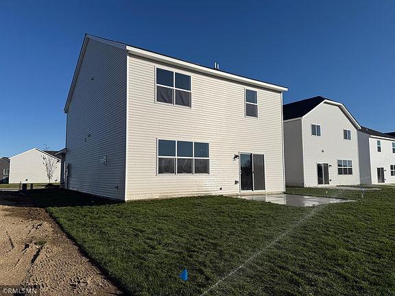 3rd image of 2753 Iverson Ave NE