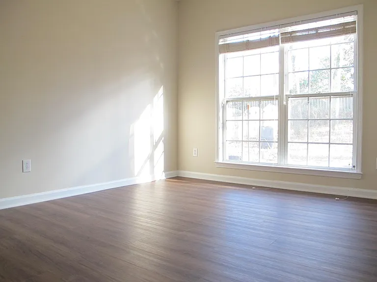 284 Wedmore Ct — Photo 11