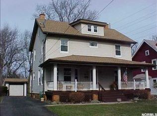 1330 Summit Dr, Mayfield Heights, OH 44124