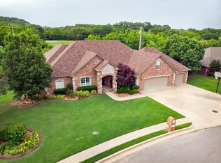 1565 Redwood Pl, Tahlequah, OK 74464